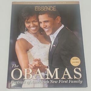 Essence The Obamas Coffee Table Book - Black and White
